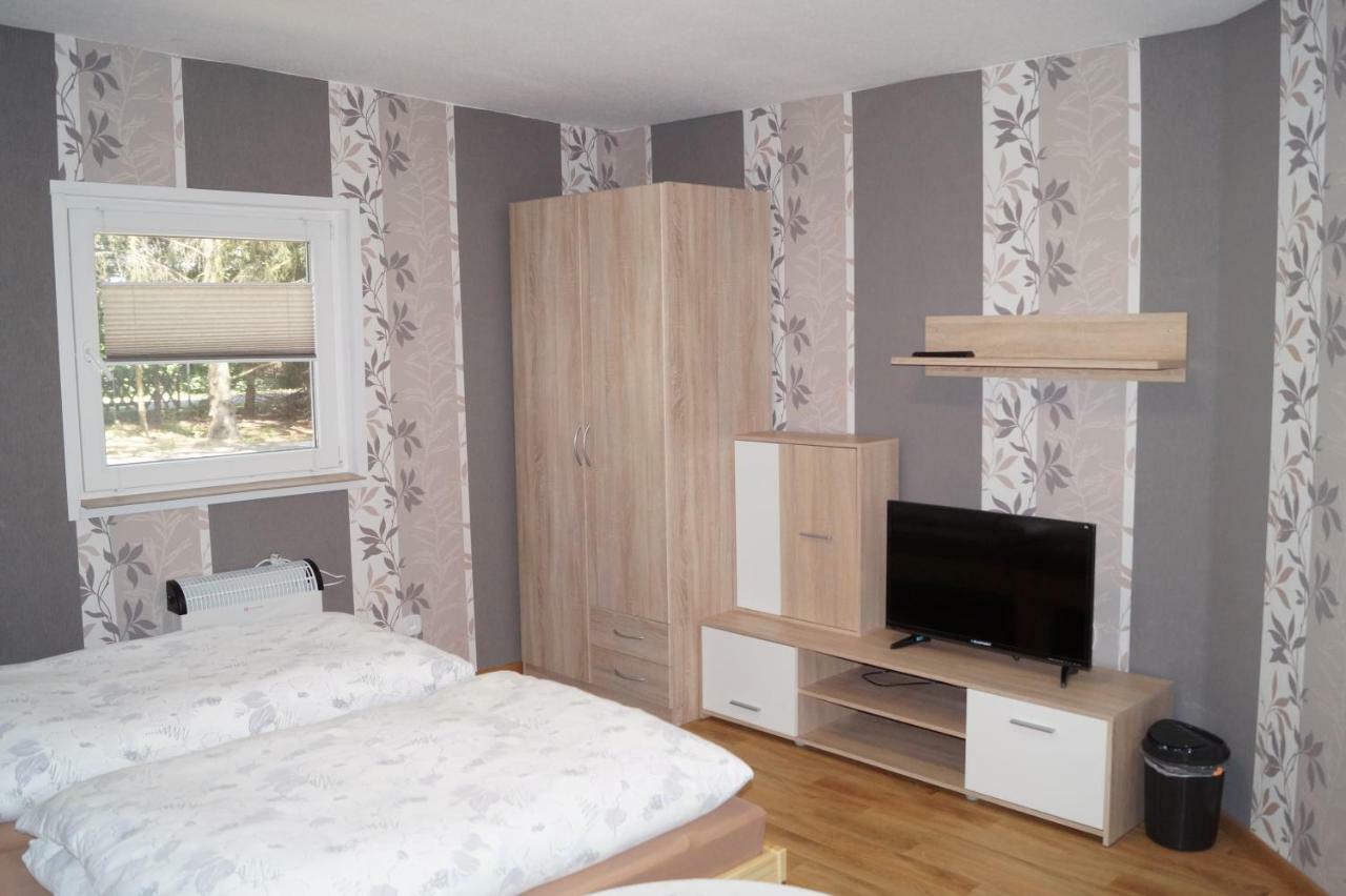 Letschin Ferienhaus Zum Jagdschlosschen المظهر الخارجي الصورة