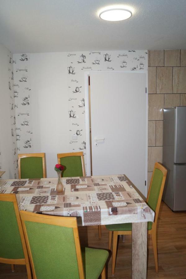 Letschin Ferienhaus Zum Jagdschlosschen المظهر الخارجي الصورة